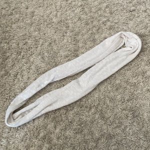 Women’s Cream Oblong Scarf